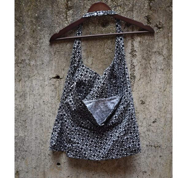 Ann Taylor Loft Petites Stretch Black & White Floral Print Halter Top – Size 10P - Picture 2 of 4